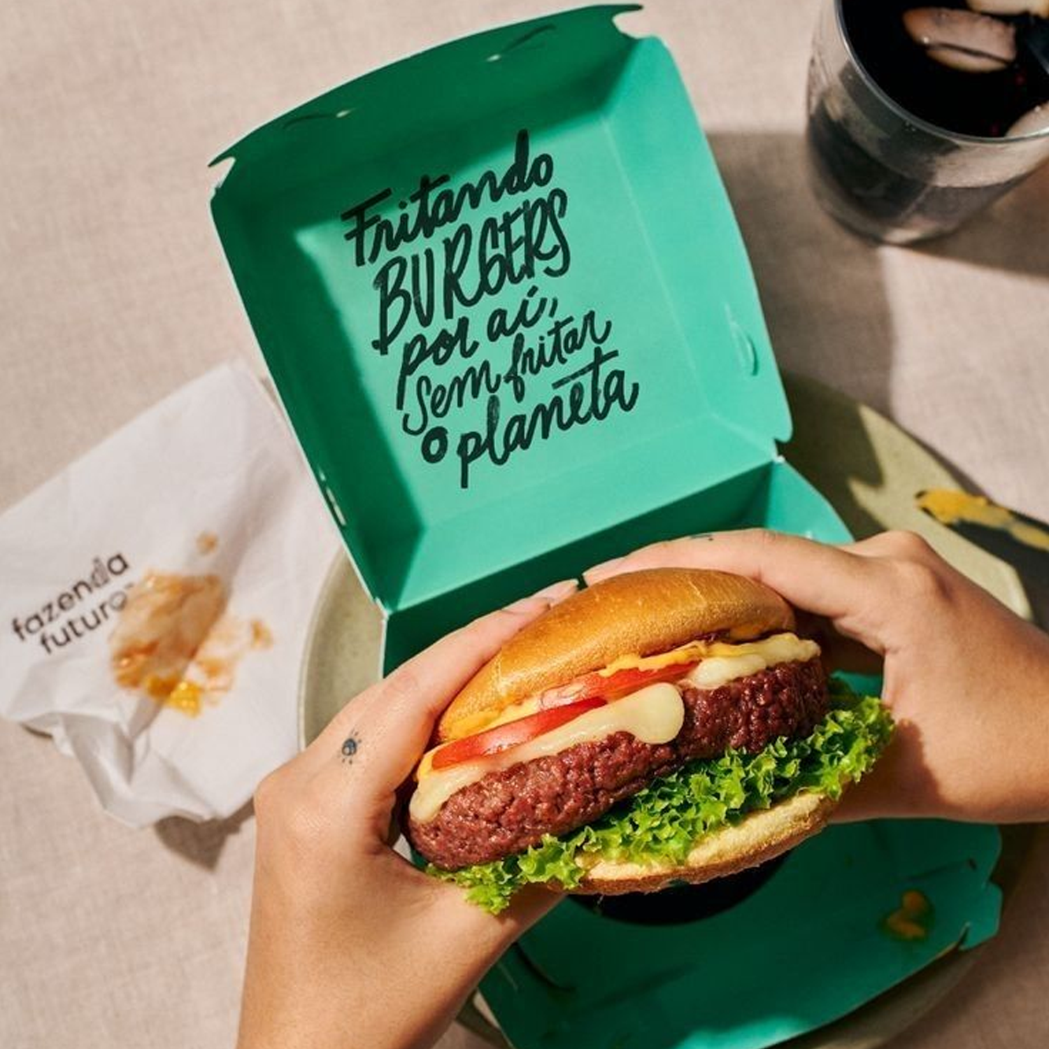 Custom burger boxes