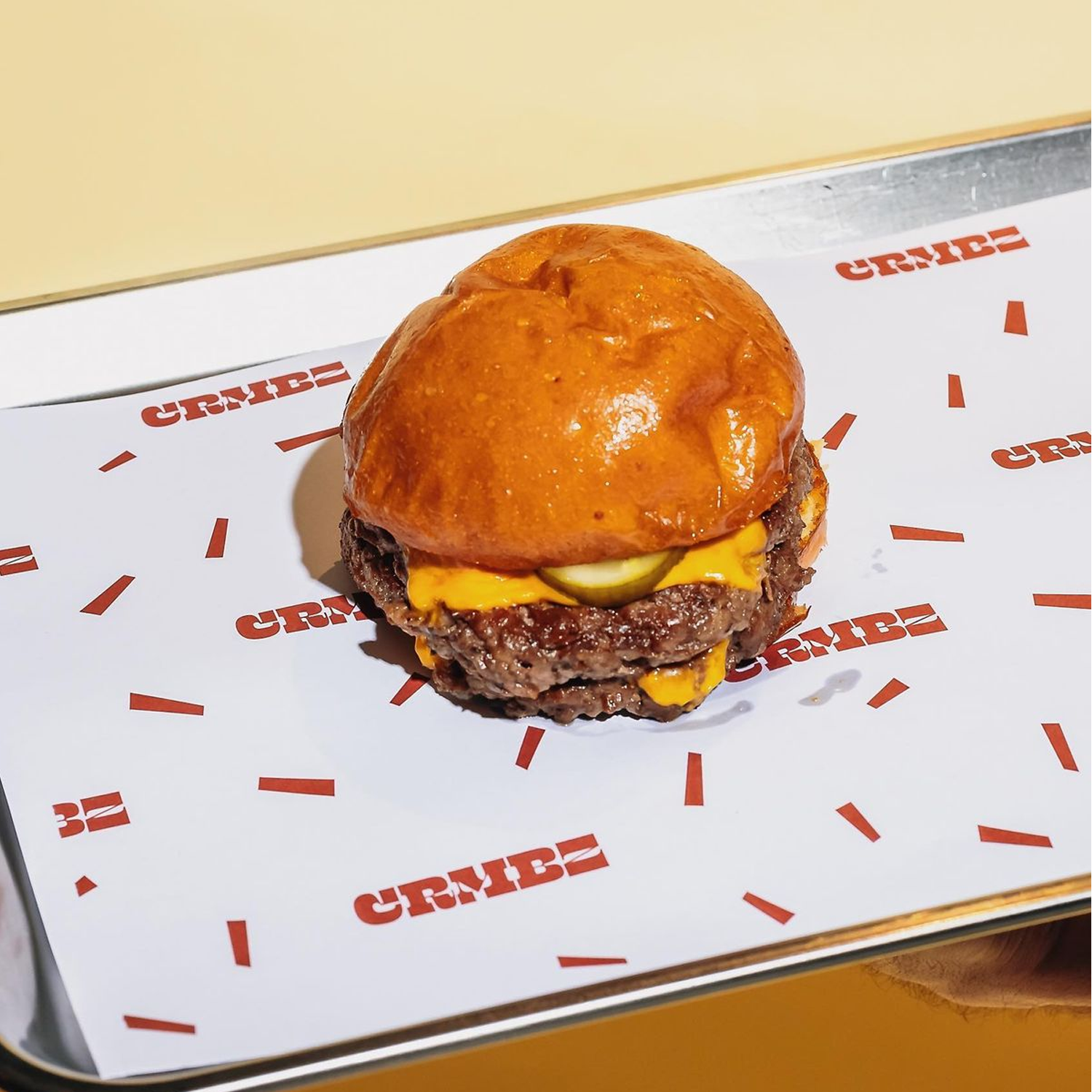 Tray liners